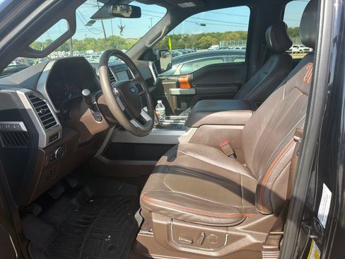 Used 2016 Ford F150 King Ranch w/ Equipment Group 601A Luxury AWD/4WD image 8