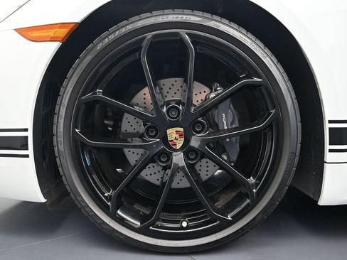 Used 2024 Porsche 718 Boxster image 25