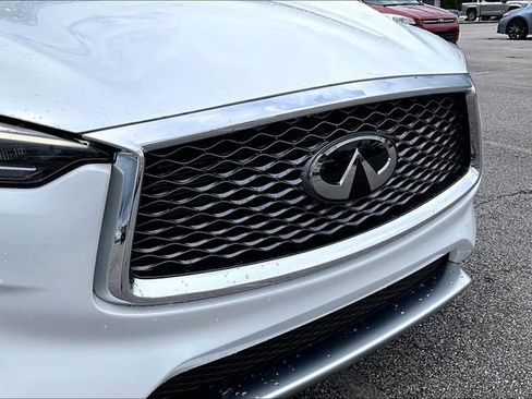 Used 2023 INFINITI QX50 Luxe w/ Accent Package AWD/4WD image 28