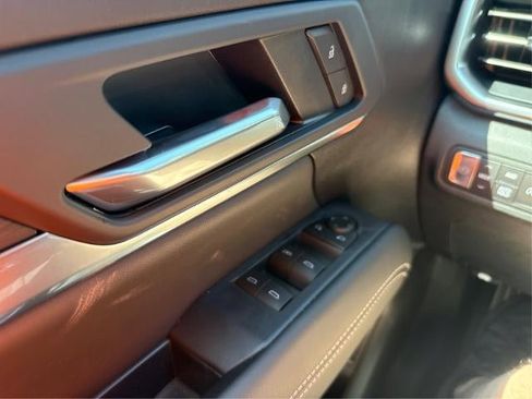 New 2026 GMC Terrain Elevation image 16