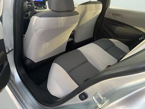 Used 2023 Toyota Corolla LE image 21