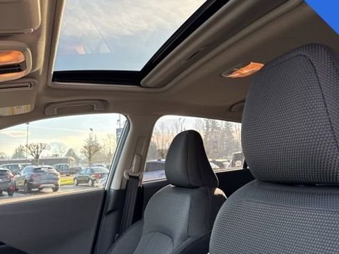 Certified 2024 Subaru Crosstrek 2.0i Premium image 11