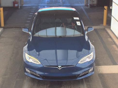 Used 2019 Tesla Model S P100D image 2