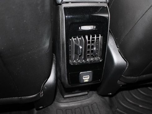 Used 2022 Jeep Compass High Altitude AWD/4WD image 35