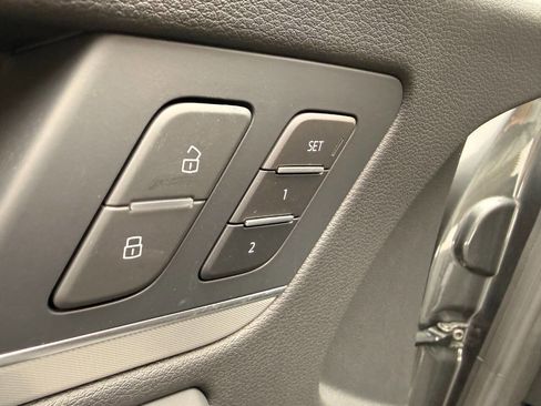 Used 2024 Audi Q5 2.0T Premium w/ Summer of Audi Package image 35