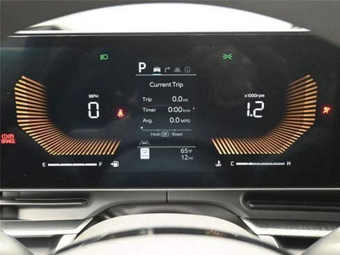 New 2026 Kia Carnival LX image 12