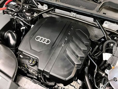 Used 2025 Audi Q5 2.0T Premium Plus w/ Premium Plus Package AWD/4WD image 31