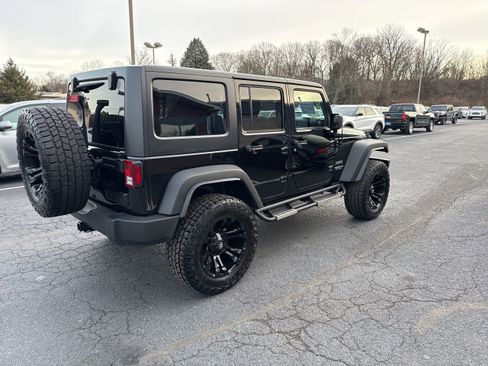 Used 2017 Jeep Wrangler Unlimited Sport w/ Connectivity Group image 6
