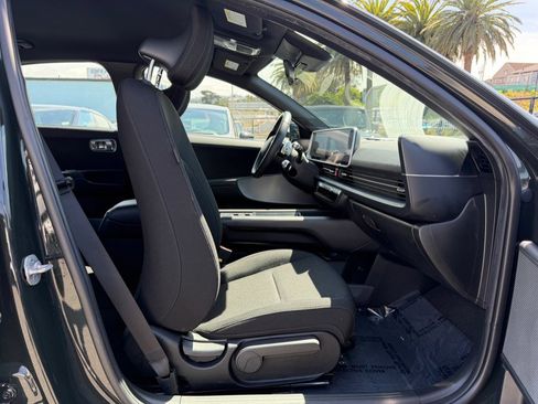 Used 2024 Hyundai Ioniq 6 SE image 37