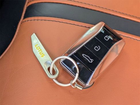 Used 2024 Lotus Emira First Edition image 29