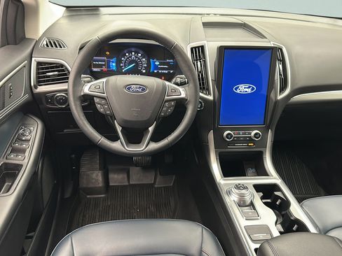 Used 2024 Ford Edge SEL w/ Sport Appearance Package AWD/4WD image 10