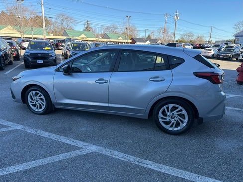 Used 2024 Subaru Impreza 2.0i image 3