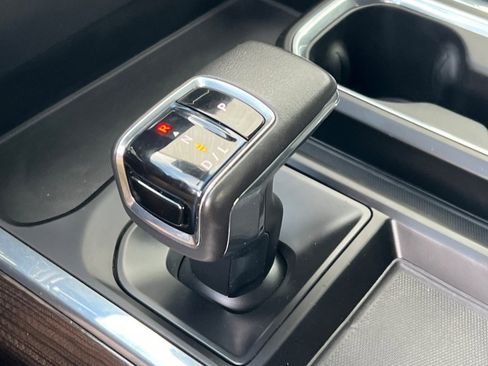 Used 2022 Chevrolet Silverado 1500 LT Trail Boss image 18