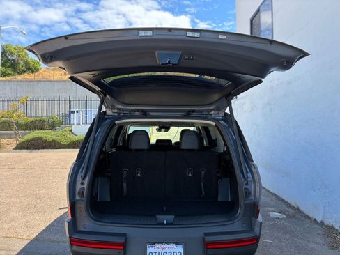 Used 2025 Hyundai Santa Fe SEL image 34