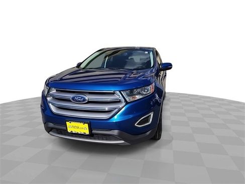 Used 2018 Ford Edge SEL image 3