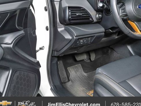 Used 2024 Subaru Outback Wilderness AWD/4WD image 7