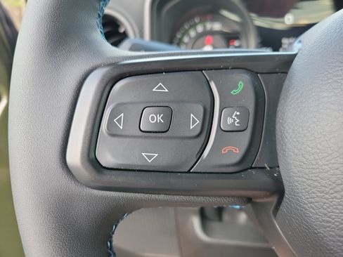 Used 2024 Jeep Wrangler Unlimited Rubicon 4xe image 19