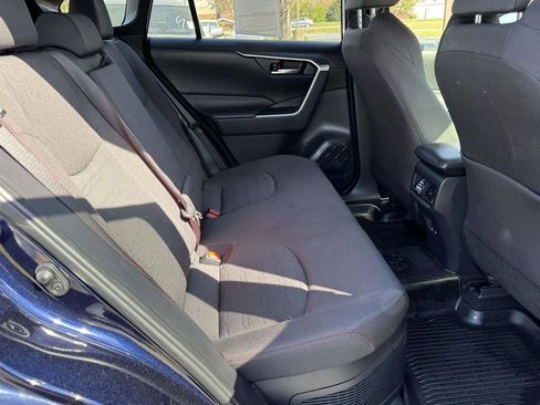 Used 2024 Toyota RAV4 SE w/ Weather & Moonroof Package AWD/4WD image 15