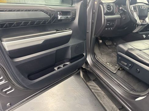 Used 2016 Toyota Tundra Platinum image 31