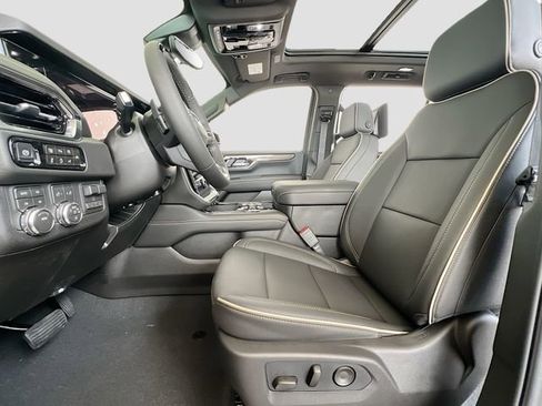 New 2026 GMC Yukon XL Elevation w/ Elevation Premium Package image 15