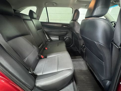 Used 2016 Subaru Outback 2.5i Limited AWD/4WD image 35