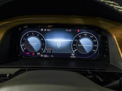 Used 2024 Volkswagen Atlas SE w/ Black Wheel Package image 27