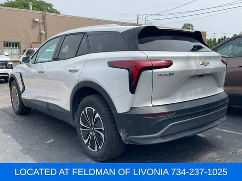 Used 2024 Chevrolet Blazer EV LT AWD/4WD image 2