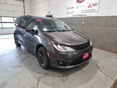 Used 2020 Chrysler Pacifica Touring-L