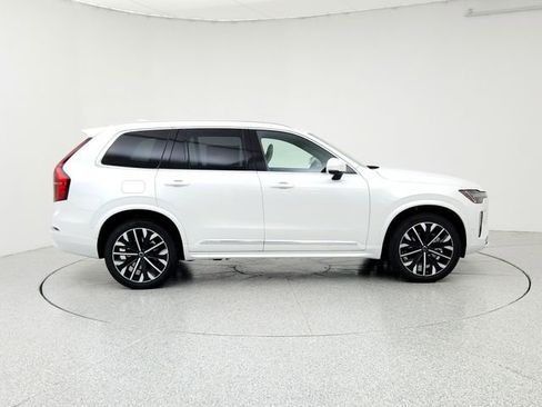 New 2026 Volvo XC90 B6 Plus w/ Protection Package Premier image 4