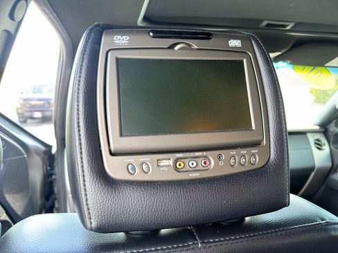 Used 2017 Ford Expedition EL Limited w/ Equipment Group 301A AWD/4WD image 22