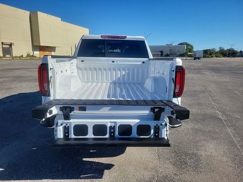 New 2026 GMC Sierra 1500 SLT w/ SLT Convenience Package RWD image 13