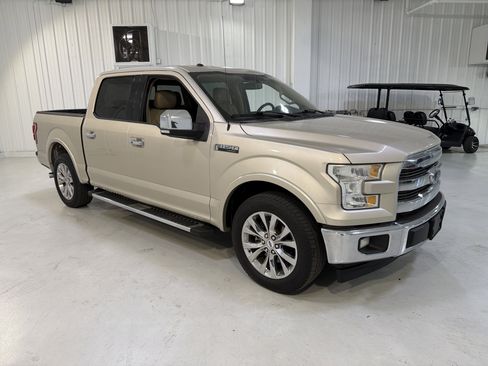 Used 2017 Ford F150 Lariat image 7