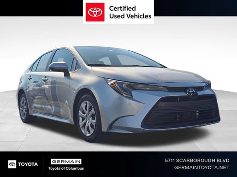 Used 2025 Toyota Corolla LE FWD image 1