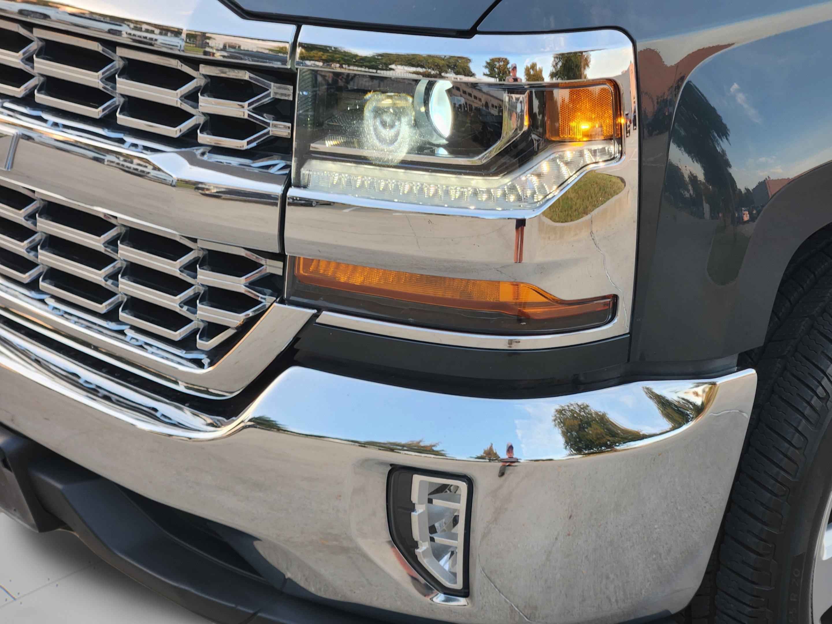Used 2018 Chevrolet Silverado 1500 LT w/ Texas Edition RWD image 36