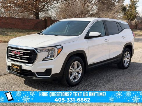 Used 2022 GMC Terrain SLE image 3