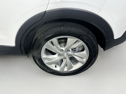 Used 2025 Buick Encore GX Preferred FWD image 11