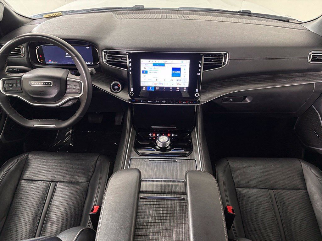 Used 2024 Jeep Wagoneer Series II w/ Flexible Seating Group RWD image 32
