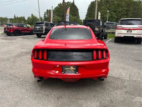 Used 2017 Ford Mustang Coupe RWD image 6