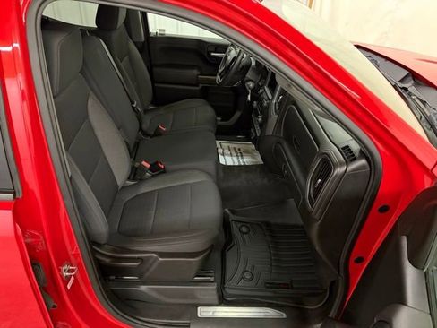 Used 2020 Chevrolet Silverado 1500 LT image 34