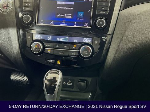 Used 2021 Nissan Rogue Sport SV AWD/4WD image 19