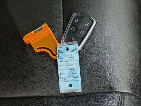 Used 2021 Chevrolet Silverado 1500 LT Trail Boss w/ Convenience Package II image 24