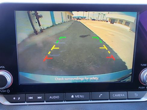 Used 2022 Nissan Sentra SV FWD image 10