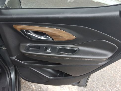 Used 2021 GMC Terrain SLE w/ Driver Convenience Package image 23