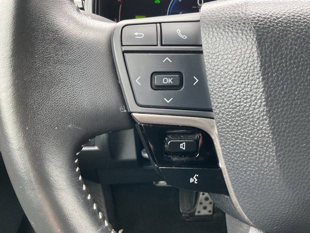 Used 2025 Toyota Camry SE FWD image 22