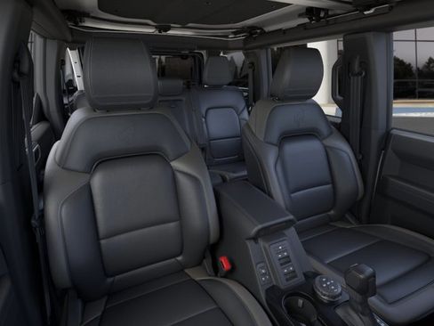 New 2026 Ford Bronco Outer Banks AWD/4WD image 10