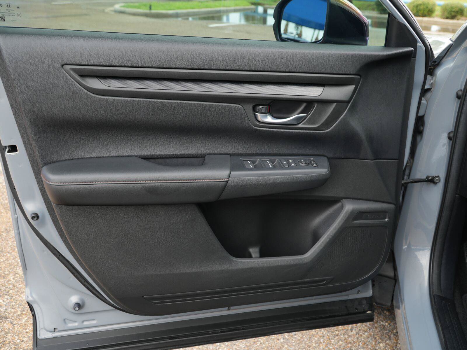 Used 2023 Honda CR-V Sport image 5