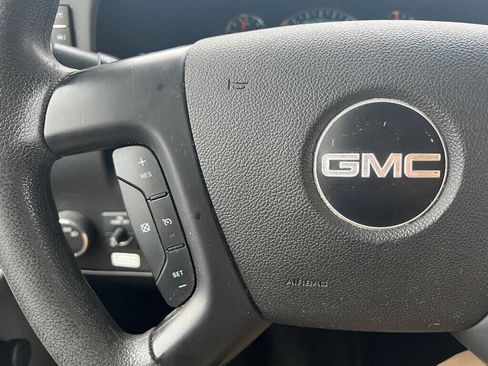 Used 2016 GMC Savana 3500 Extended image 18