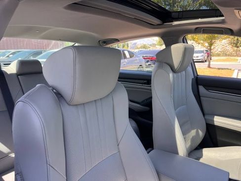 Used 2019 Honda Accord EX-L image 32