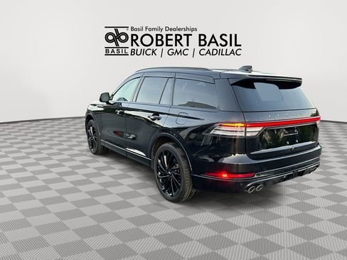 Used 2025 Lincoln Aviator Reserve w/ Jet Appearance Package AWD/4WD image 6