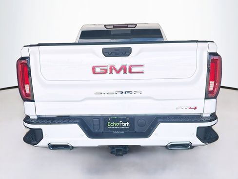 Used 2023 GMC Sierra 1500 AT4 w/ AT4 Premium Package image 7